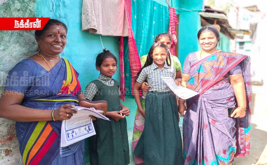 Teachers campaign to enroll students in government schools