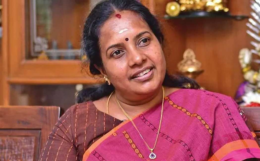 bjp mla Vanathi Srinivasan Report to Chief Minister