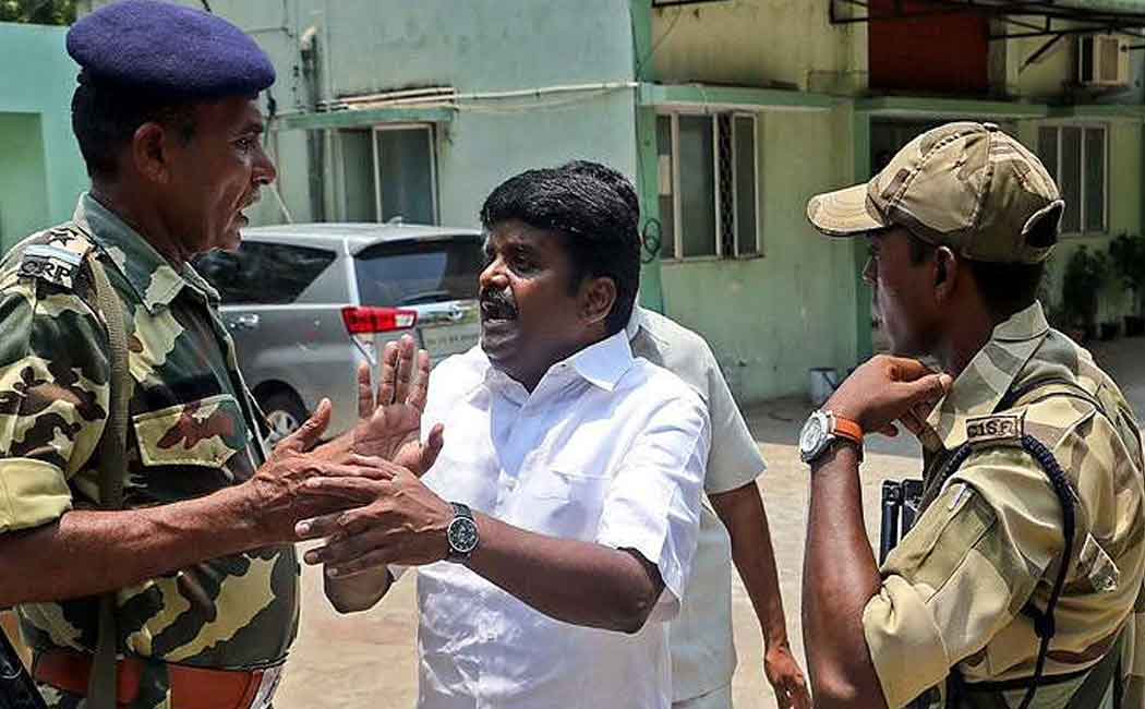 The raid started at six o'clock, on the houses of father-in-law, brother and sister