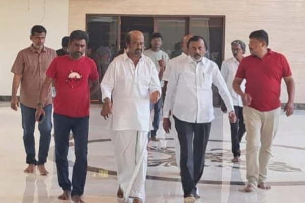 rajini condolenced vetri duraisamy family