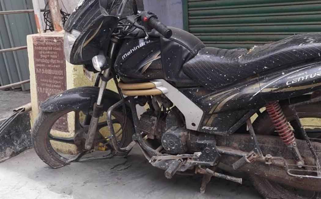 Assistant Engineer Palani suspended for laying the road without removing the two-wheeler
