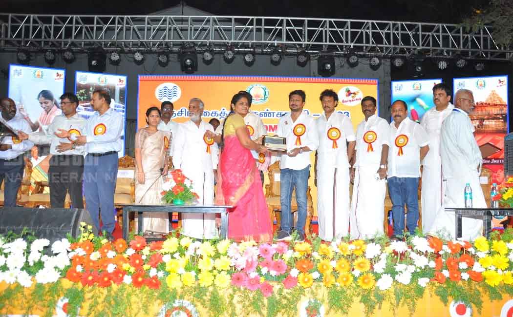 Inauguration of National Handloom Exhibition (Photos)