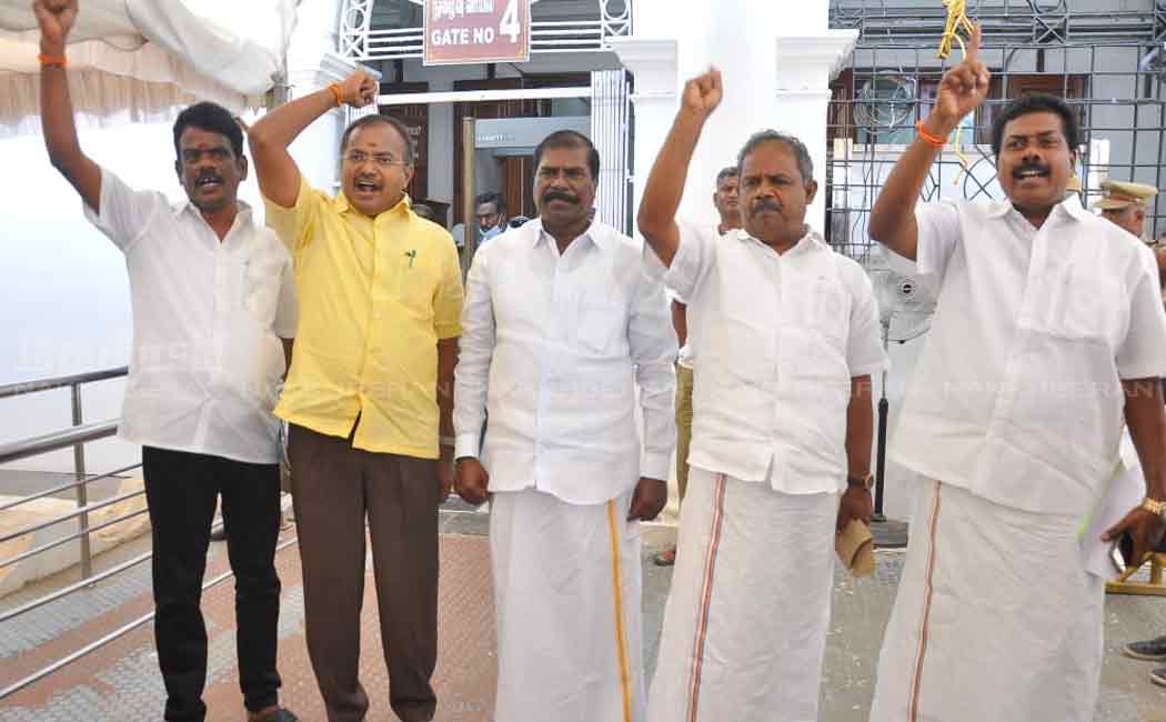 pmk mla walked out from tamilnadu assembly