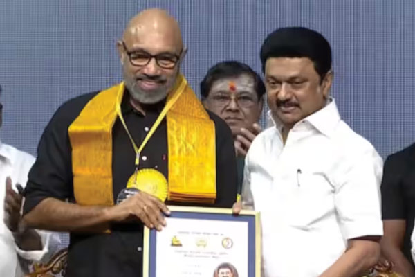 Chief Minister praises actor Sathyaraj
