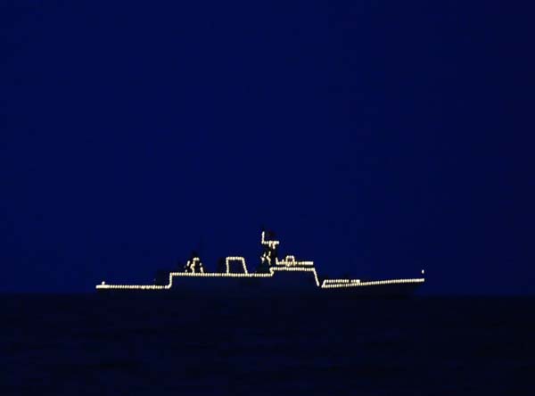 The Navy thanked the doctors - chennai marina beach