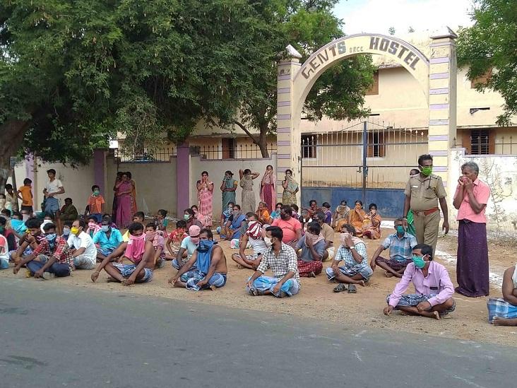 Attempts to isolate student hostel ... General public in protest !!