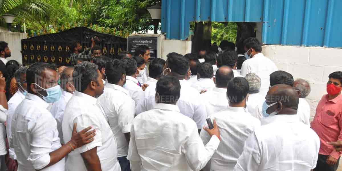 Verdict tomorrow... Supporters consult with Edappadi! (pictures)