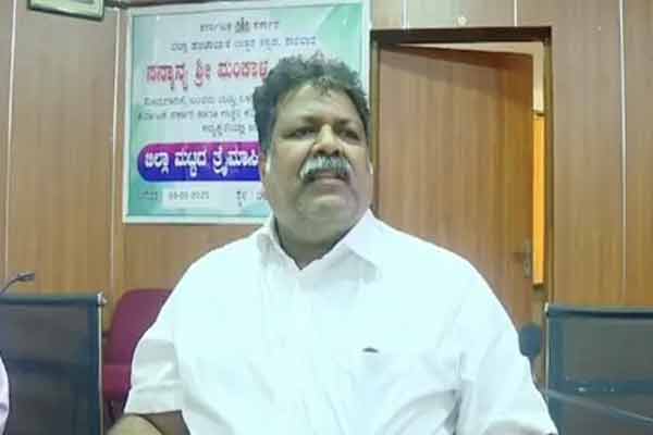 Karnataka Minister warns If you steal a cow, you will be hit