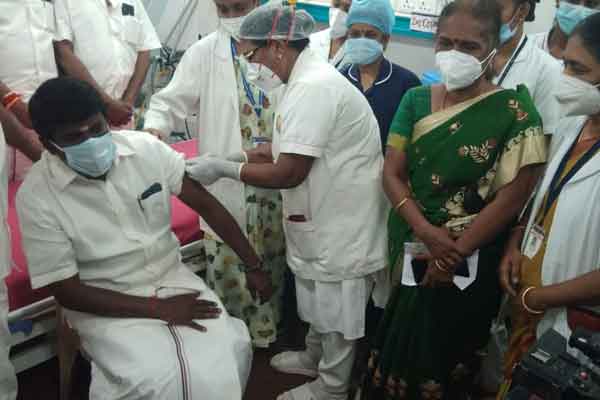 Minister Vijayabaskar gets second vaccination ...!