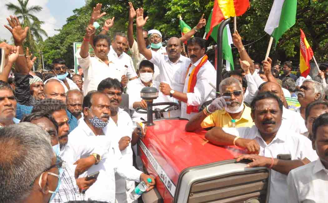 Opposition parties support of farmers!