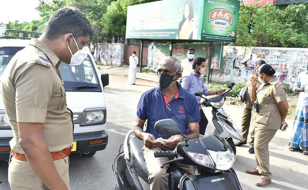 1200 vehicles confiscated in one day, 1000 cases registered for violating the rules