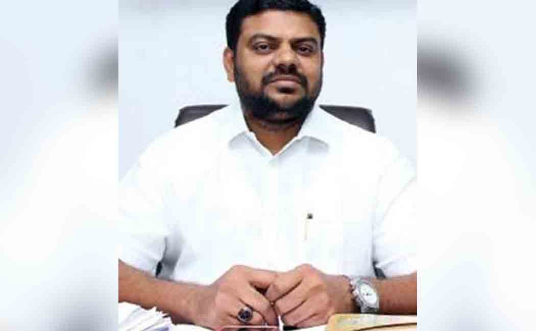 Nakkheeran Chief Journalist in struggle - SDPI party strongly condemned