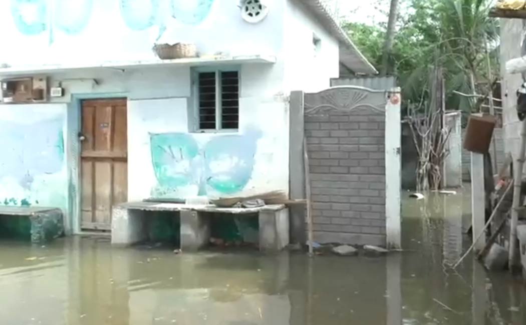 Due heavy rain rainwater has entered houses karur