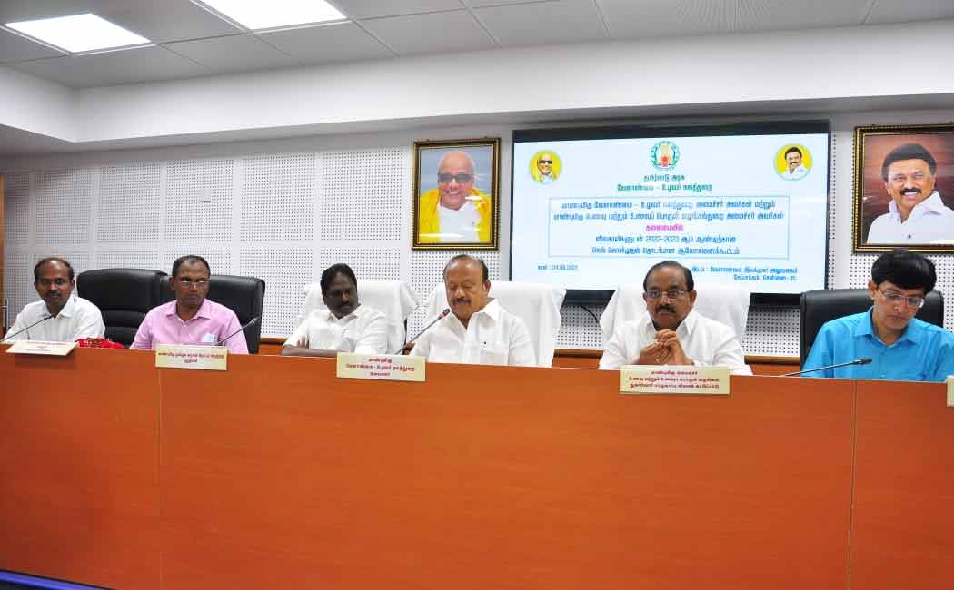 ministers meet with agriculture representatives