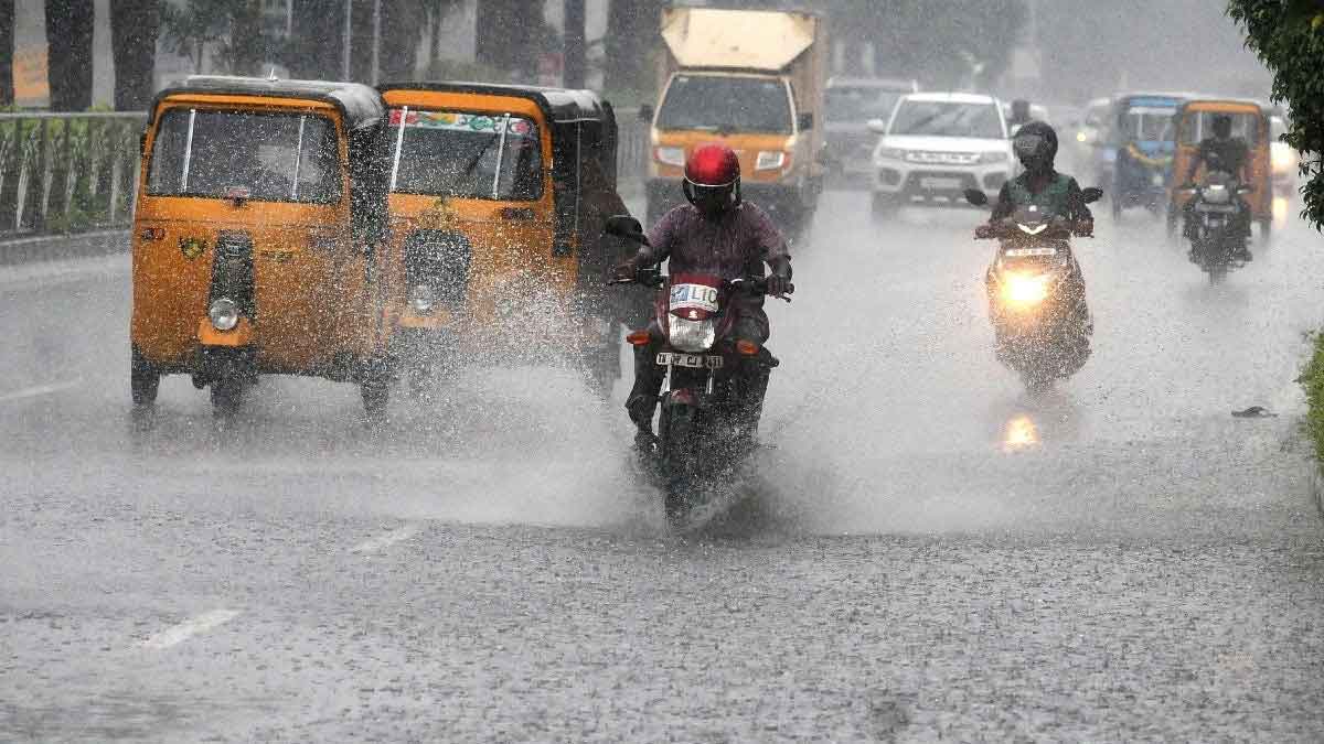 Very heavy rain likely in 4 districts