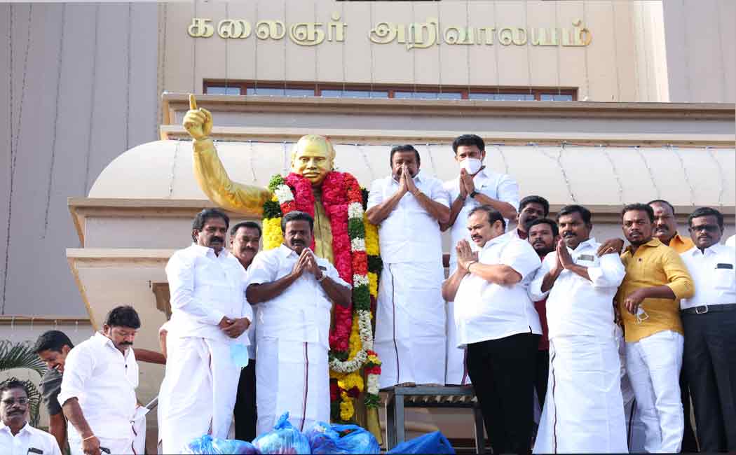 Anna Memorial Day: Ministers who paid floral tributes
