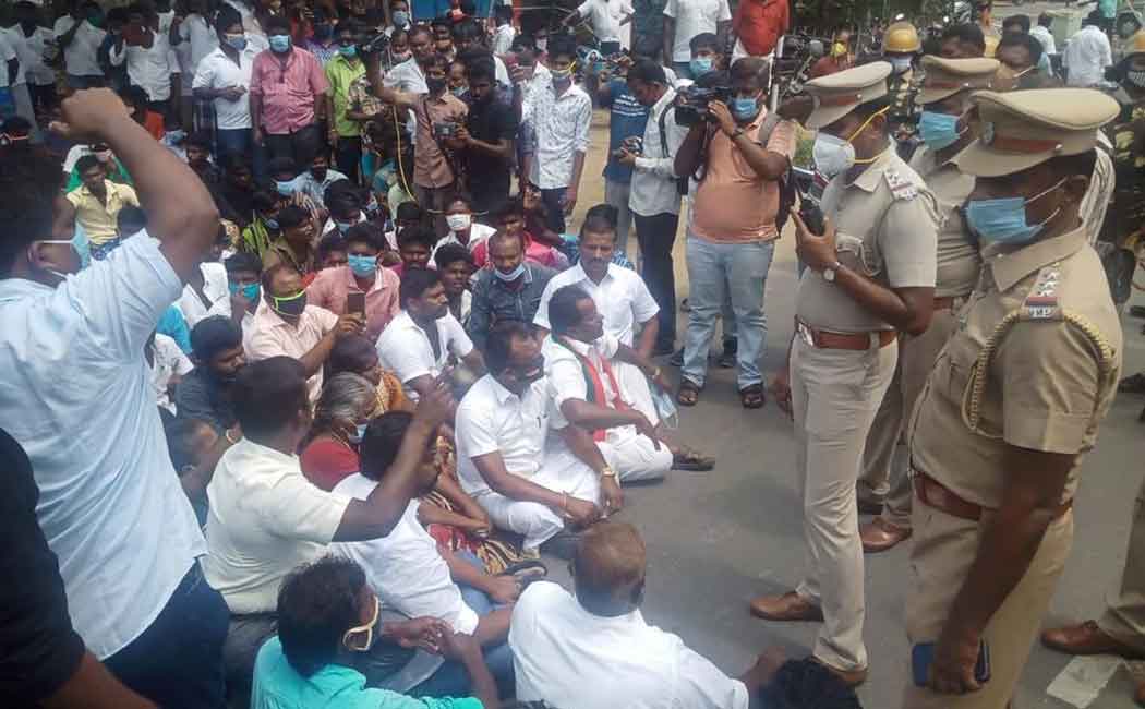 Conflict in central prison; Prisoner passes away