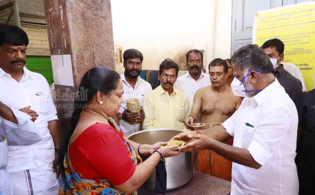OPS who had darshan at the natural Ganesha temple