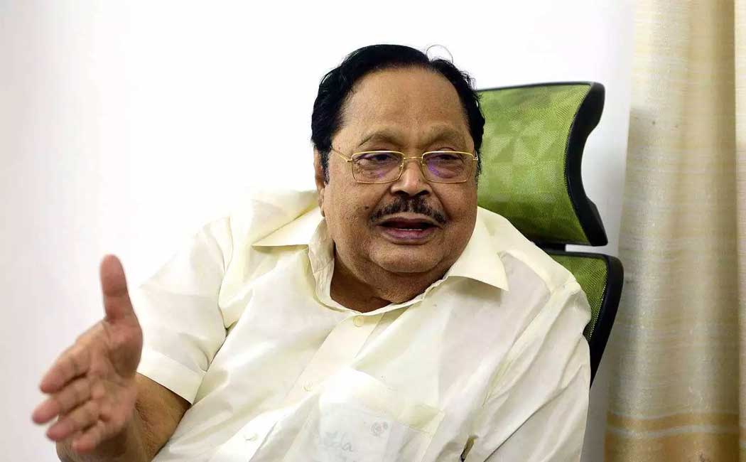 Minister Duraimurugan has said that Karnataka government cannot build a dam in Meghaduta