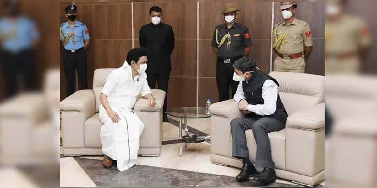 Tamil Nadu Chief Minister meets Governor!