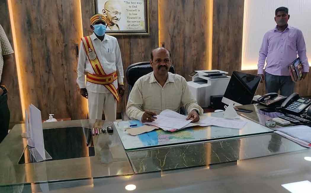 Cuddalore District Collector K. Balasubramaniam press meet