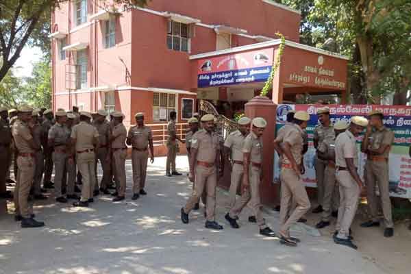 tirunelveli police station incident
