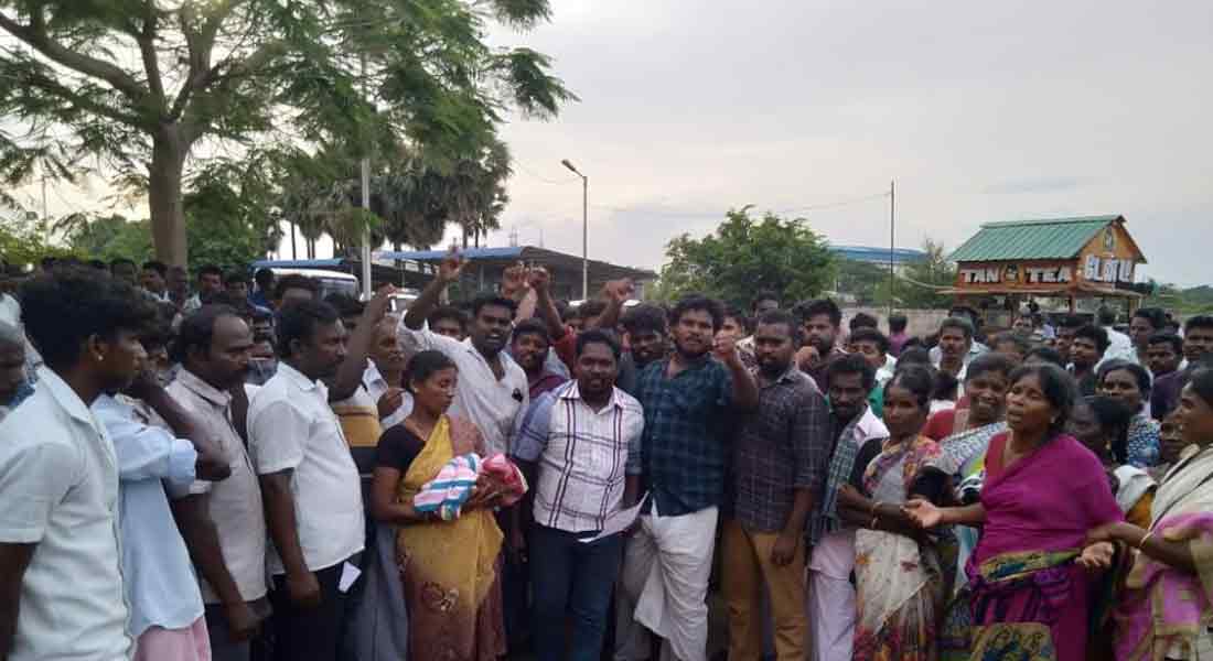 The cause of ill treatment ;relatives blockade!