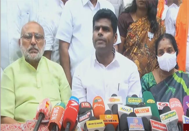 BJP donates Rs 10 lakh to Ariyalur student's family