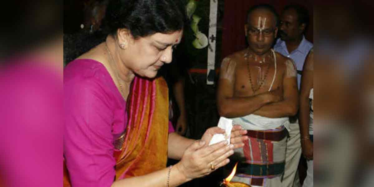 Sasikala at Sankara madam...