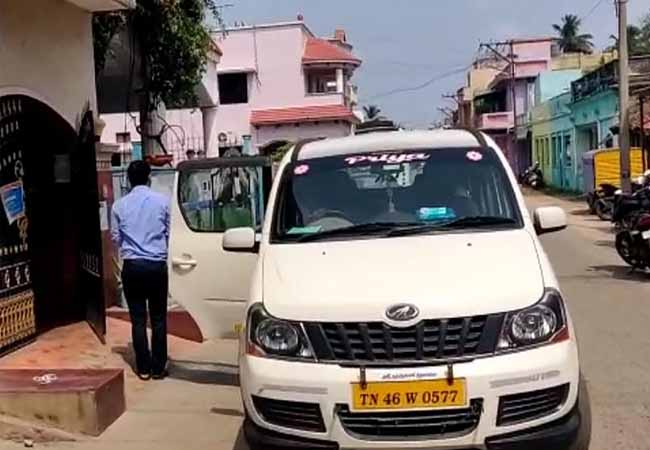 ADMK LEADERS HOUSE AND OFFICE INCOMETAX RAID