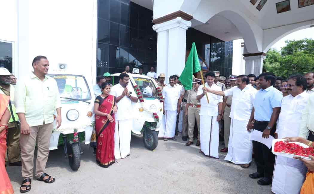 trichy ministers who have given welfare schemes worth 1 crore
