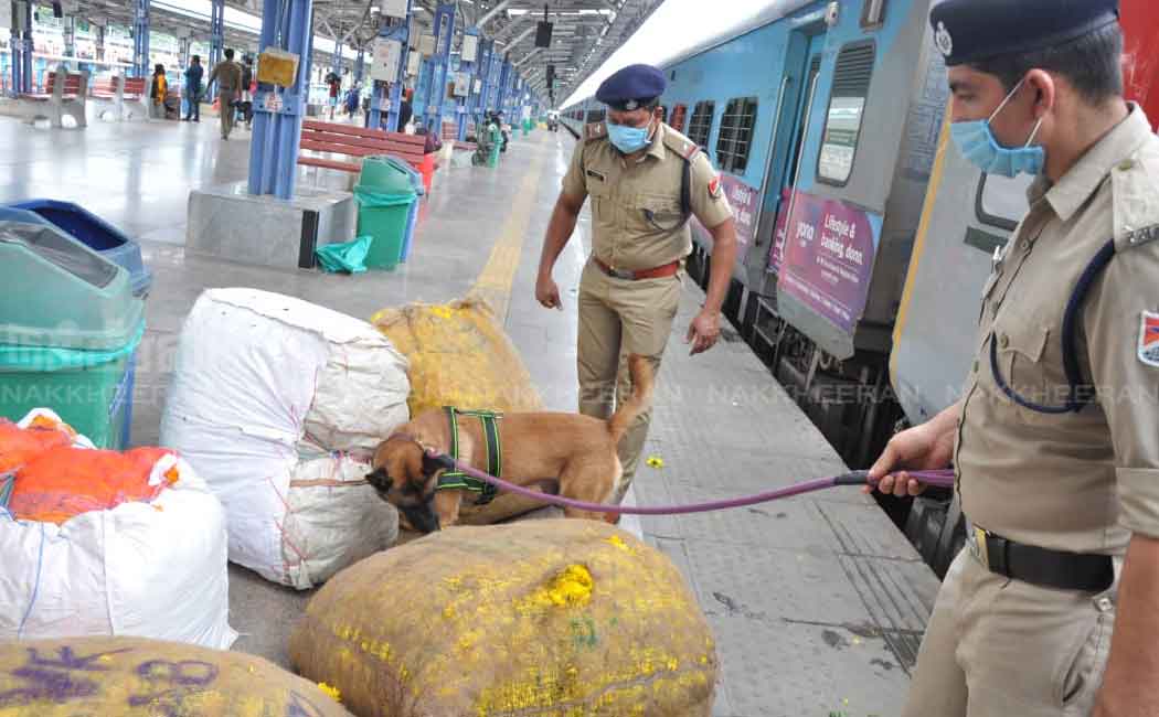Police officials visit security