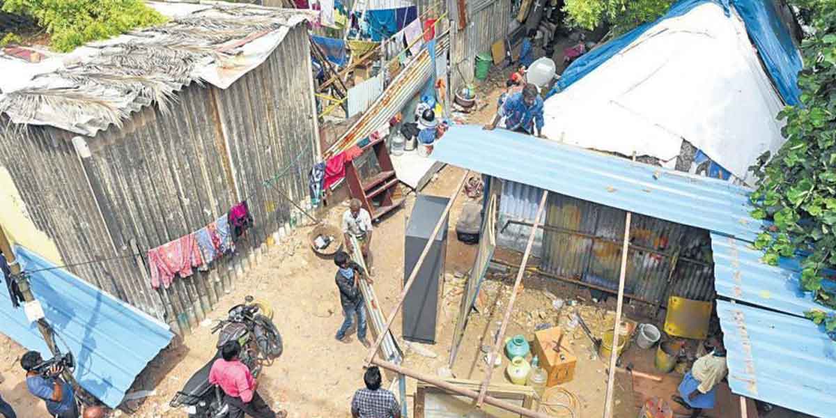 '' Occupancies should not be demolished until resettlement '' - Chennai Corporation order!