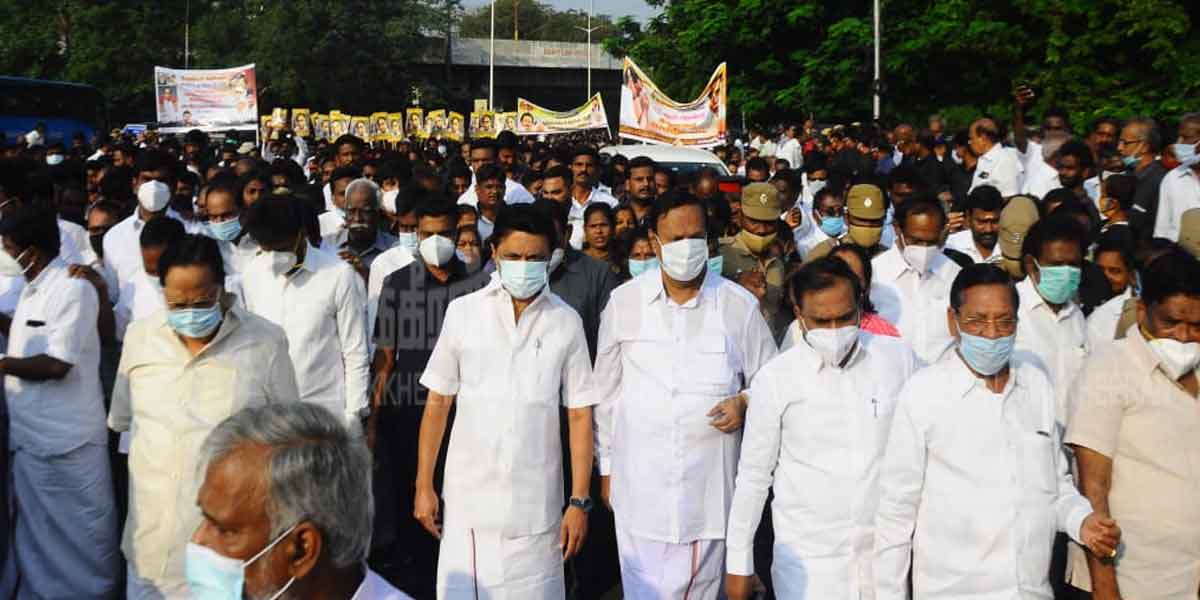 Peace rally on behalf of DMK on Anna Memorial Day (Pictures)