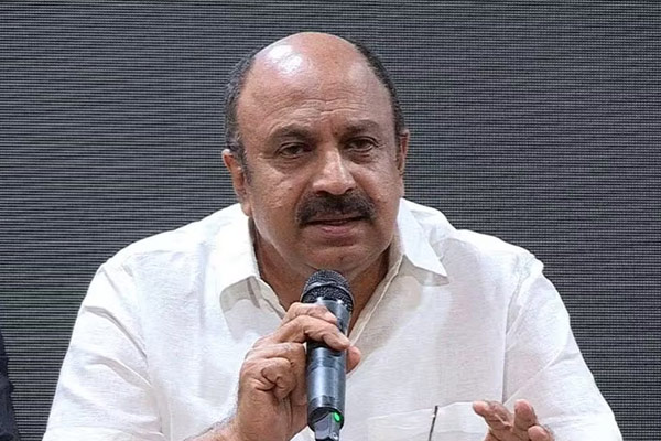 complaint registered against actor siddique