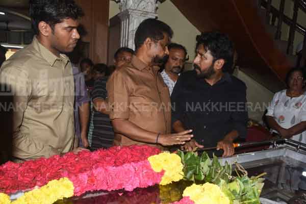 Chief Minister, Nakkheeran editor pay tribute to actor Rajesh