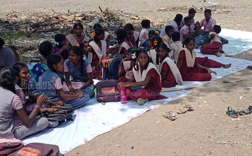students protest against tasmac wine shop