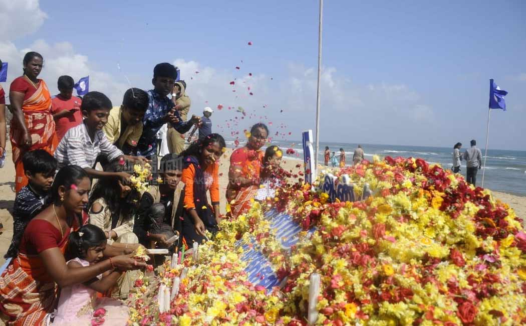 sunami memorial on beach