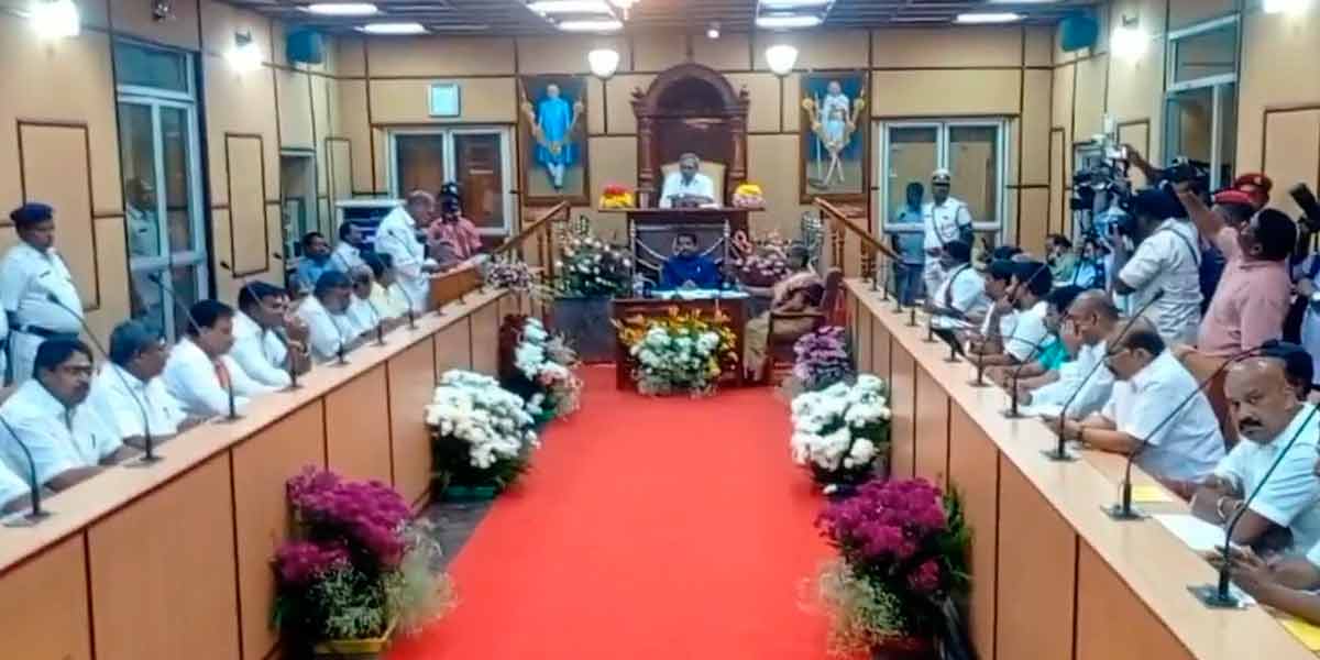 "All women can travel free in local buses"- CM Rangaswamy announced