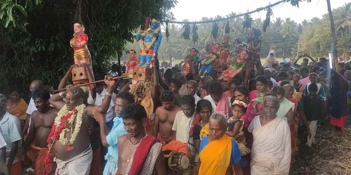 Idols coming in procession on the shoulder ... Ayyanar as a source that no one has ever seen!