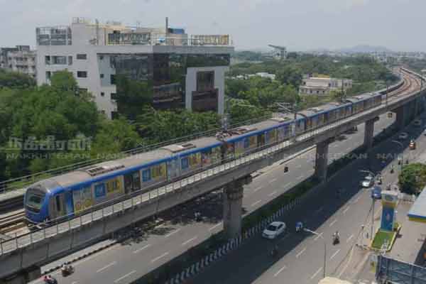 Announcement of prizes for Chennai metro train passengers