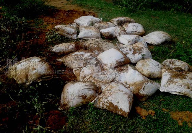 kajacyclone pudukkottai district rice bundled peoples strike