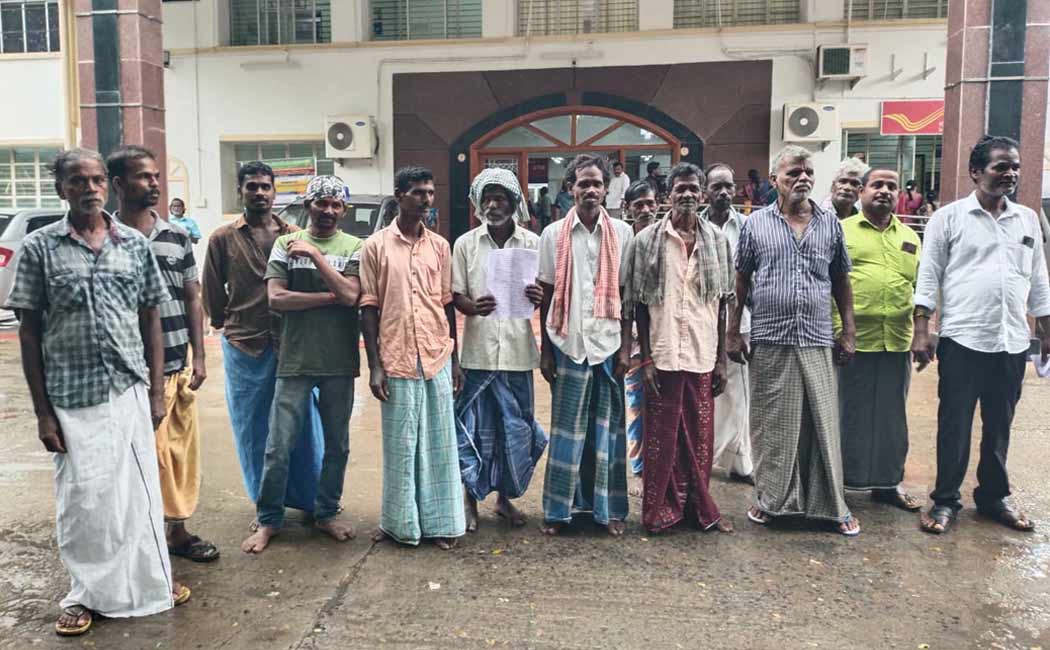 petition to reopen liquor store in villupuram