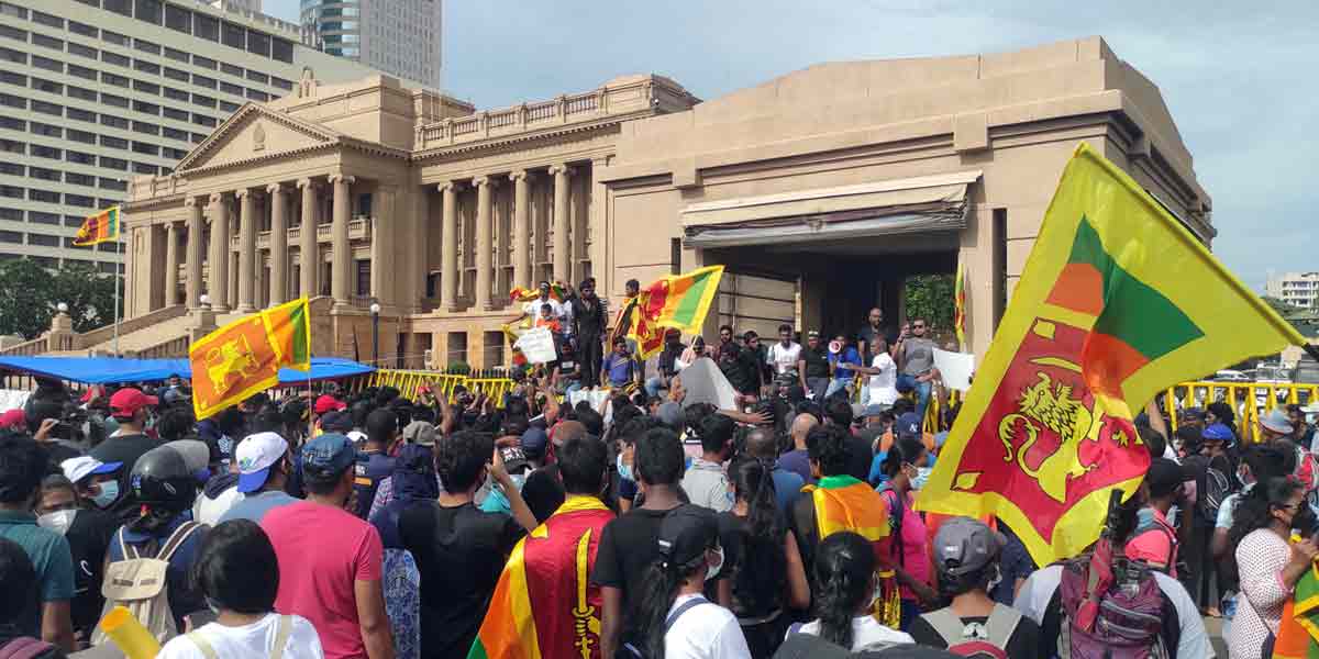 Abolition of the Presidential system ... Ranil Wickremesinghe again?