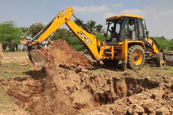 pudukkottai vengaivayal issue new water tank construction work started