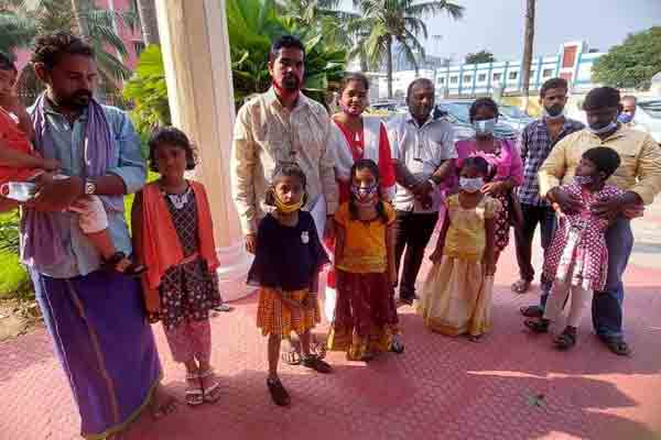 Parents demand to save the lives of school children!