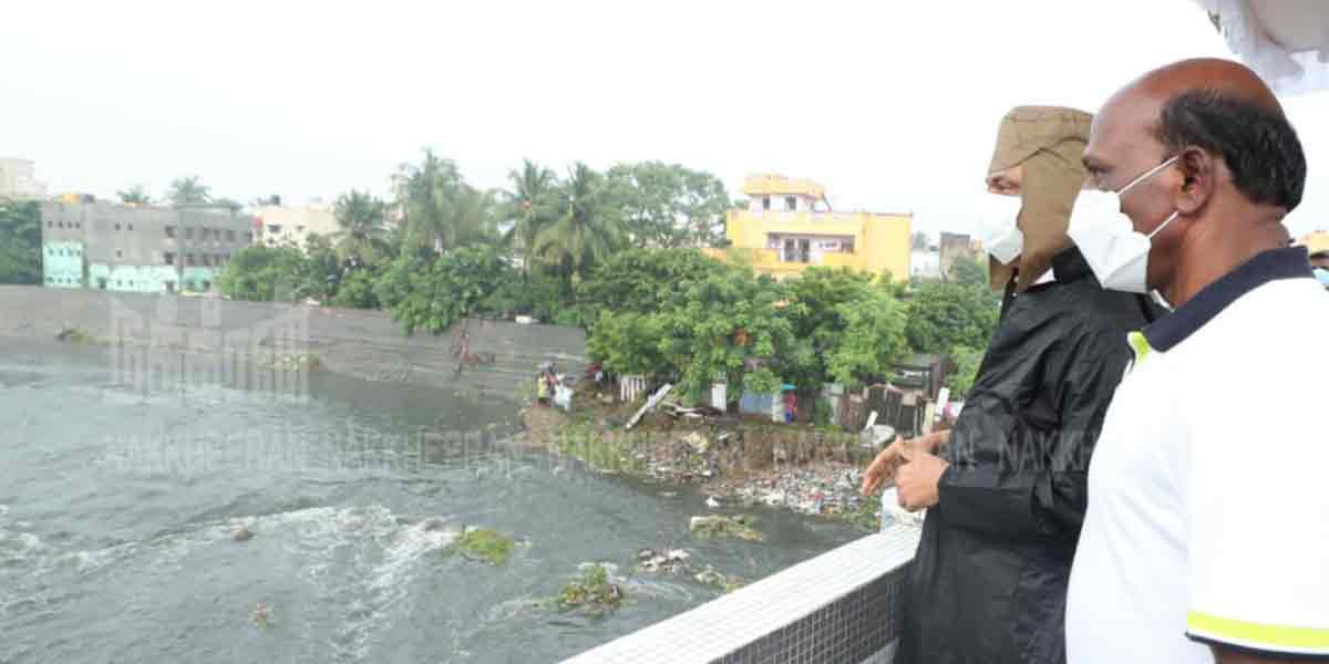 Rainwater surrounds Ribbon Building ... CM inspects it!