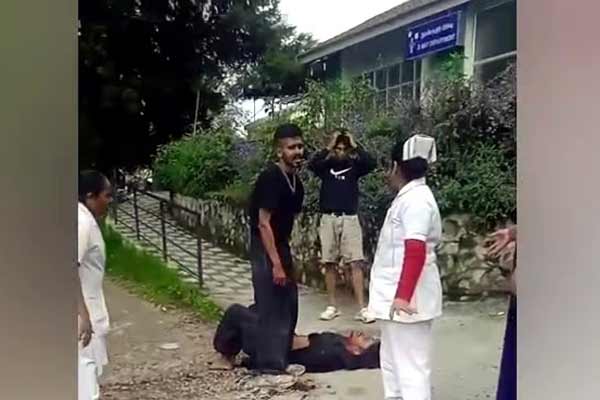 Kerala youth dispute to government hospital intoxicated