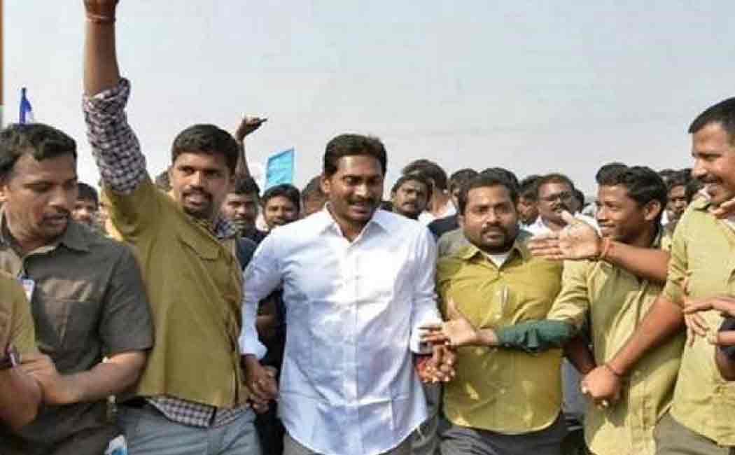 jaganmohan reddy inagurates vahan mitra scheme