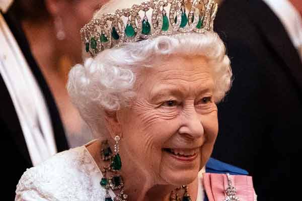 Queen Elizabeth passed away; The President of the United States is going to visit in person